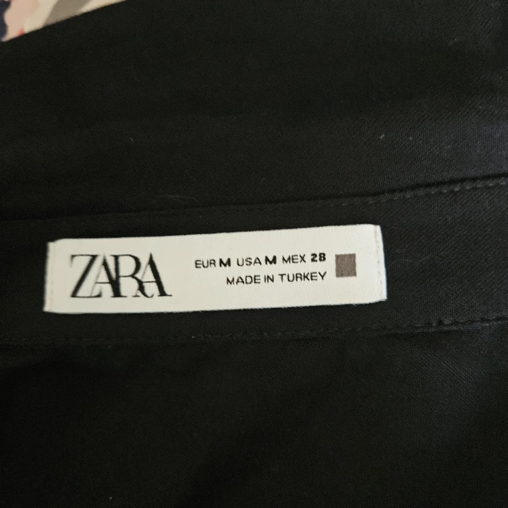 Zara STUDDED MINI DRESS( BELT NOT INCLUDED)  M - Picture 5 of 6
